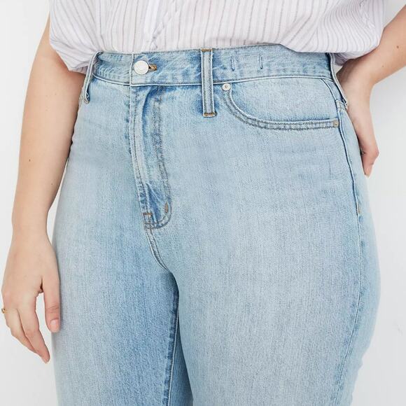 Madewell The Curvy Perfect Vintage Jean in Fitzgerald Wash Plus 35W - Picture 4 of 9